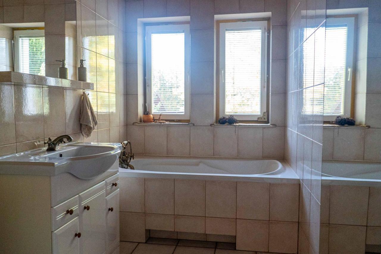 Borowe Kt Villa Warka Kültér fotó